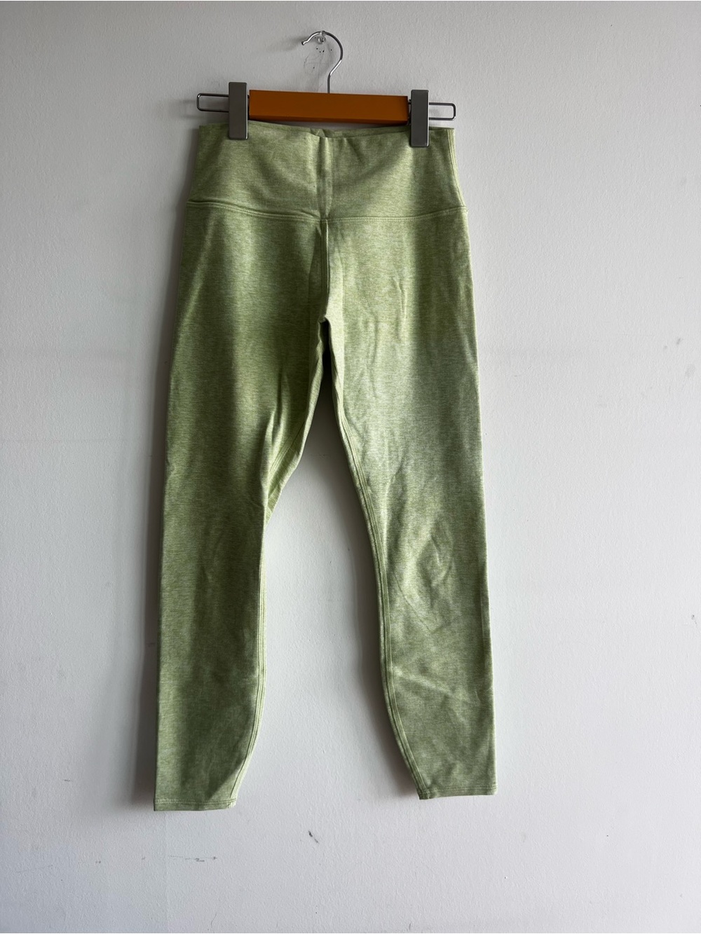 ALO Yoga Lounge Capris S